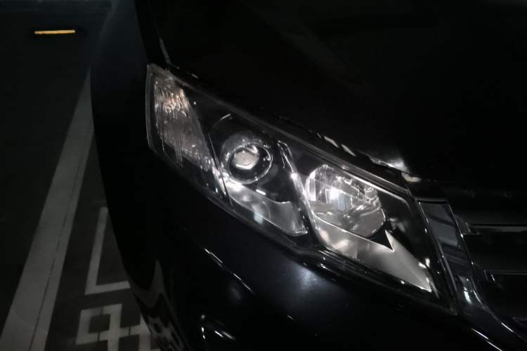 Used Land X5 2014 2.0T Automatic Innovation Edition Right Front Headlight