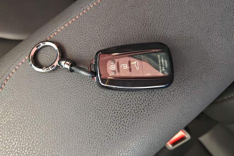 Used Toyota Camry 2021 2.0G Luxury Edition