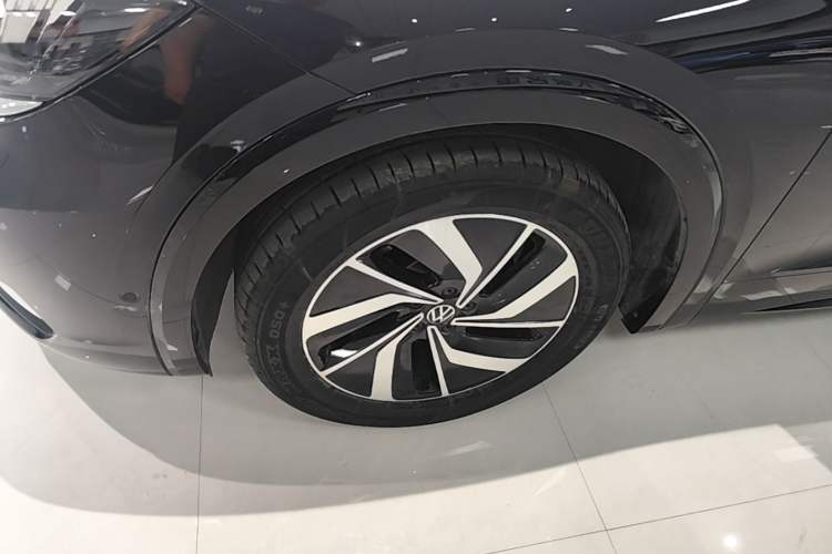 Used Volkswagen Viloran 2024 380TSI Luxury Edition
