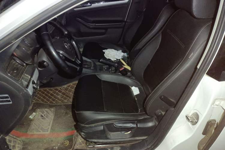 Used Volkswagen Sagitar 2017 180TSI Automatic Leading Model
