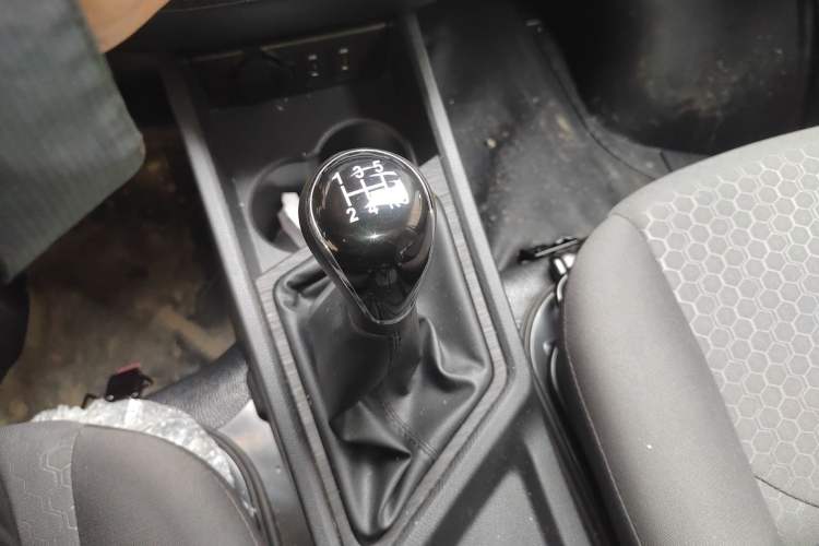 Used CHANGAN KAICHENG Ruixing M80 2021 1.6L Comfort Version 2-Seater Single-Steaming Air-Conditioned China VI Standard Flat Roof with Lift-Up Rear Door DAM16KR