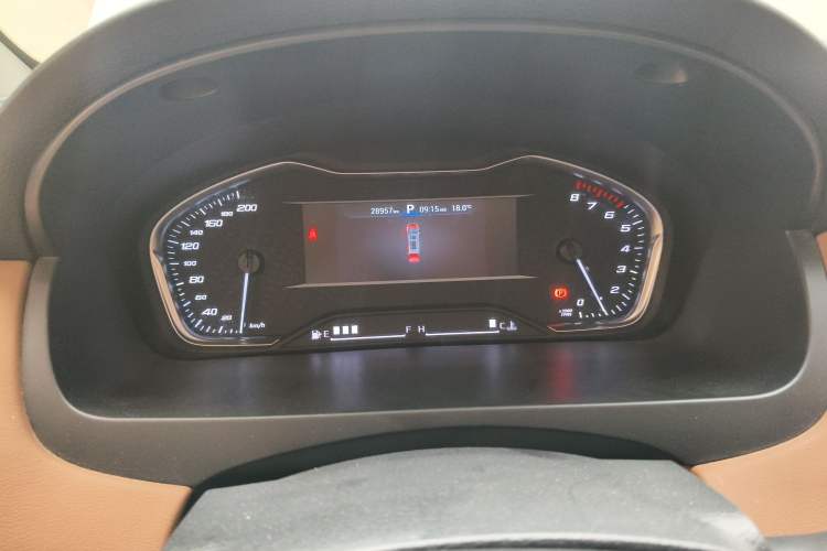 Used SAIC MAXUS G20 2021 PLUS 2.0T Gasoline Automatic Luxury Edition Instrument Cluster