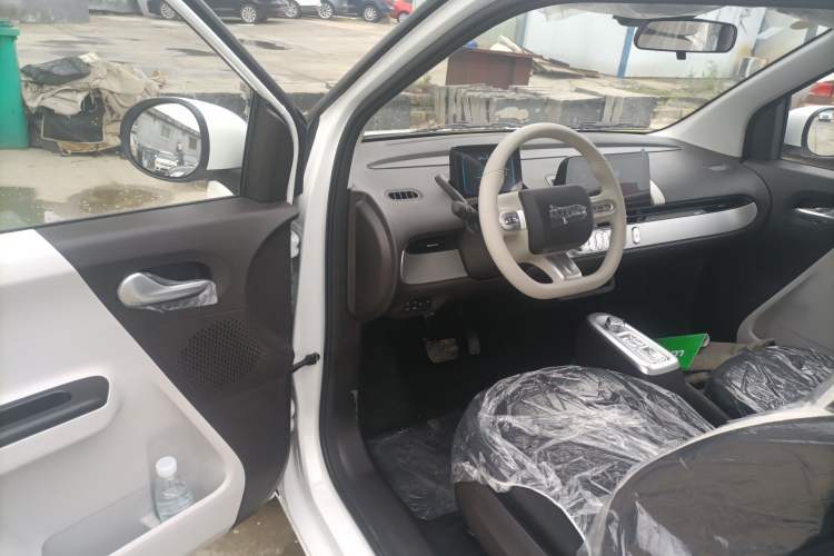 Used CHANGAN NEVO Lumin 2026 Model Treasure Edition 205km Passionate Beige Ningde Driver Seat