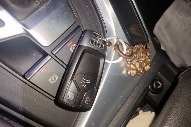 Used Audi A4L 2019 40 TFSI Fashion Edition China VI Emission Standard
