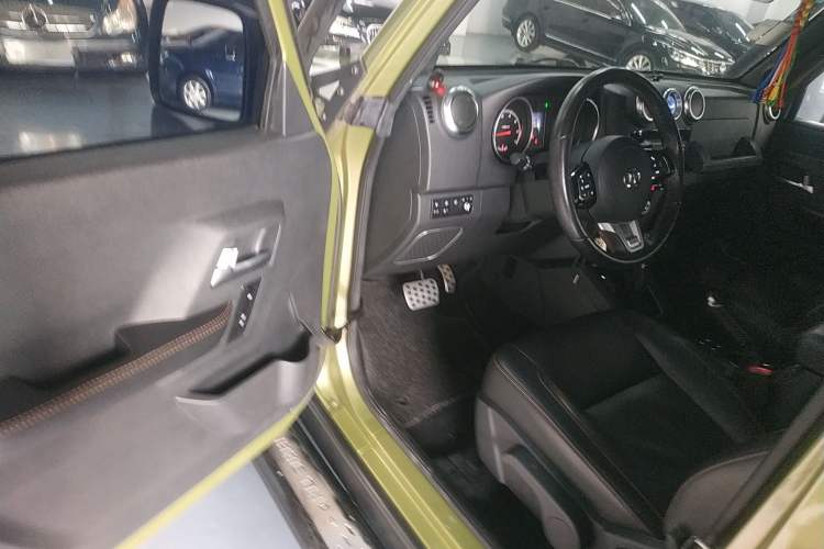 Used BAIC Off-Road BJ40 2016 40L 2.3T Automatic All-Wheel Drive Premium Edition