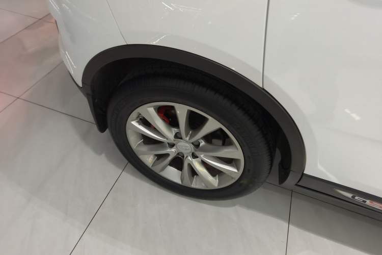 Used Geely Auto Emgrand GS 2018 Sport Edition 1.8L Automatic LingShang Model Right Rear Wheel Hub