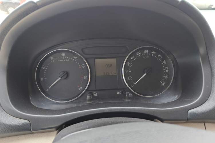 Used Skoda Fabia 2012 1.4L Automatic Crystal Edition
