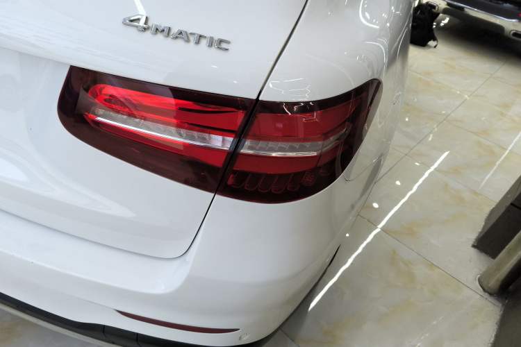 Used Mercedes-Benz GLC 2019 GLC 260 L 4MATIC Dynamic Model