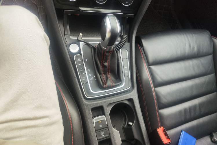 Used Volkswagen Golf GTI 2016 2.0 TSI GTI
