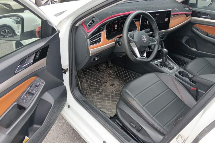 Used Volkswagen Bora 2023 200TSI DSG YueXing PRO Edition Driver Seat