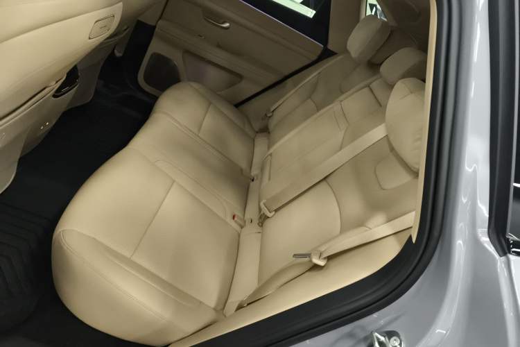 Used Hima AITO M5 2024 Extended-Range Max RS Four-Wheel Drive Advanced Intelligent Driving Version
