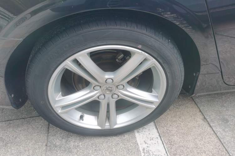 Used Volvo S90 2017 T4 Zhiyuan Edition Exterior 5