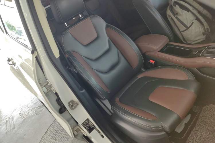 Used Dongfeng Fengon 580 2017 1.5T CVT Luxury Model
