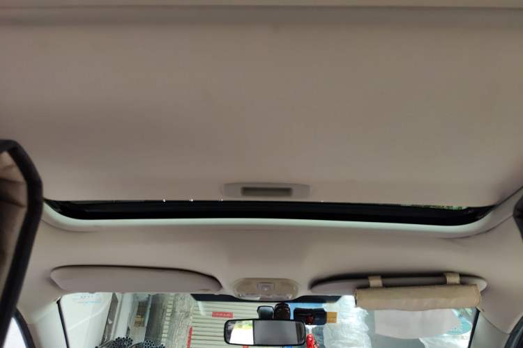 Used Peugeot 301 2014 1.6L Automatic Luxury Edition