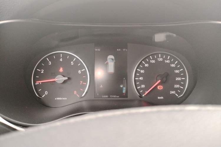 Used BYD Song MAX 2017 1.5T Manual Smart Connect Luxury 7-Seater