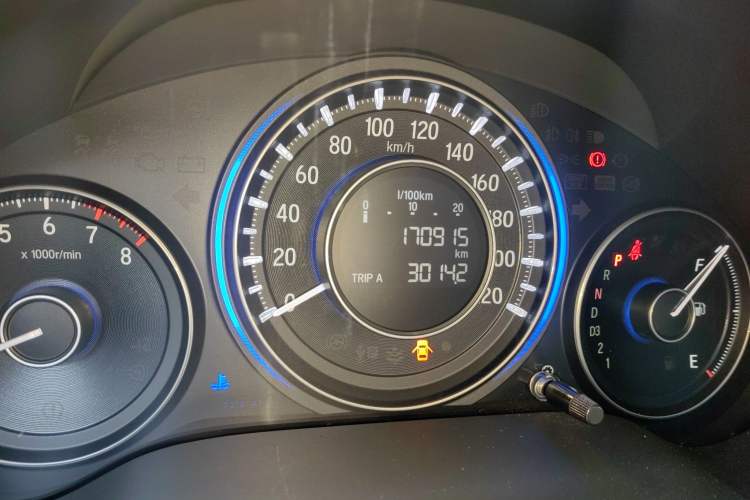 Used Honda Crider 2013 1.8L automatic luxury edition