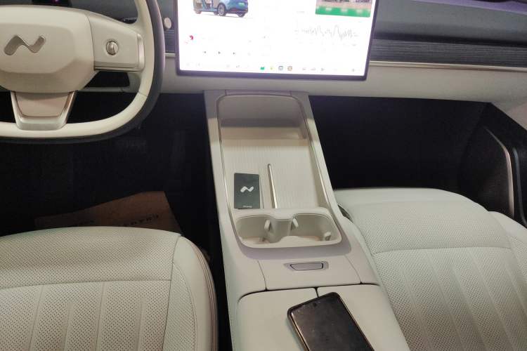 Used ONVO L60 2024 60 kWh Rear-Drive Version
