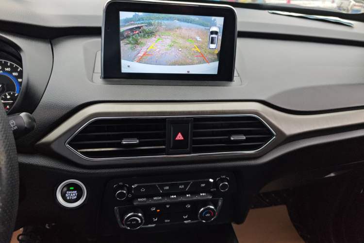 Used Dongfeng Fengon S560 2018 1.8L CVT Prestige Model