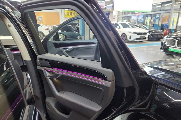 Used Volkswagen Touareg 2020 3.0 TSI Luxury Edition China VI