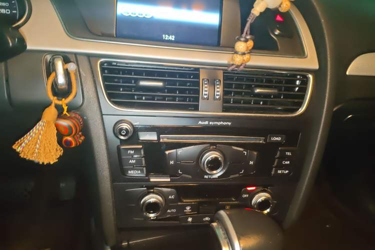 Used Audi A4L 2015 35 TFSI Automatic Standard Model
