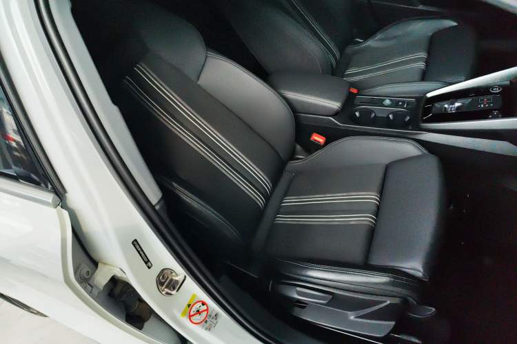 Used Audi A3 2023 Sportback 35 TFSI Fashionable Sports Model Right Front Seat