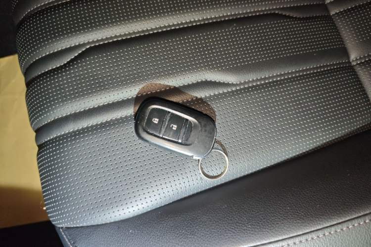 Used Honda Breeze 2023 240TURBO Two-Wheel-Drive Elite PRO 7-Seater