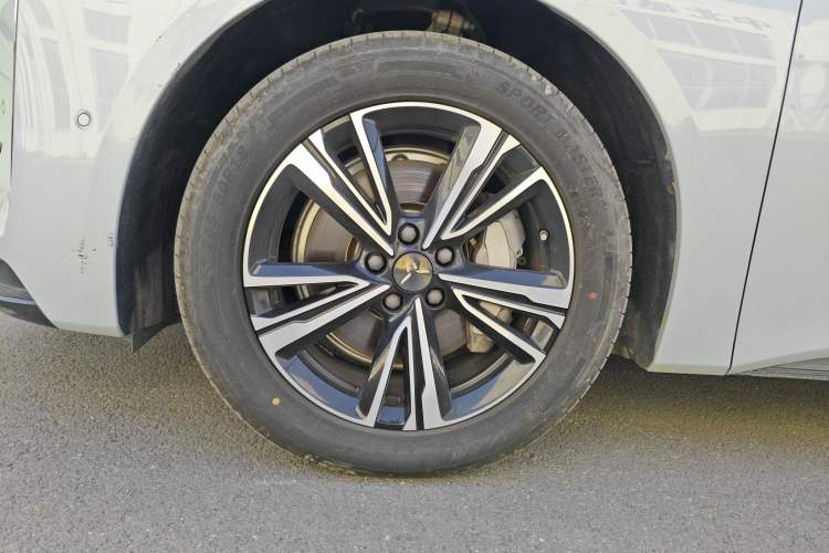 Used Hongqi EH7 2024 690 Pro