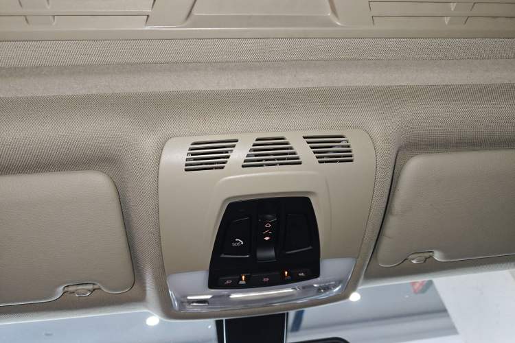 Used BMW 3 Series 2019 320Li Fashion Model
