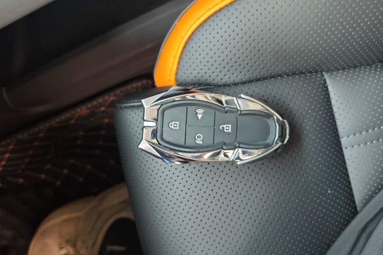 Used BAIC Off-Road BJ40 2024 2.0T All-New Urban Hunter Edition Chivalrous Style