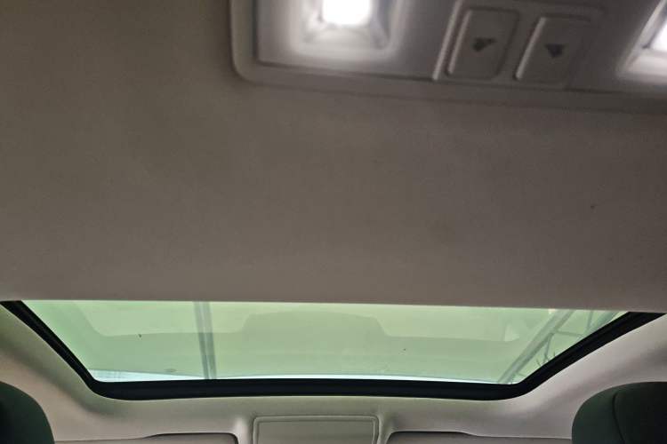 Used Volkswagen Lamando 2019 230TSI DSG Fashion Edition China VI Headliner