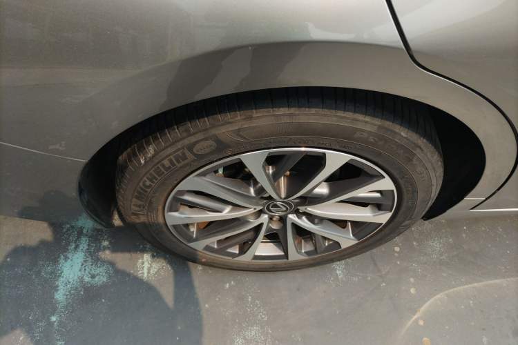 Used Lexus ES 2022 200 Excellence Edition Exterior 5