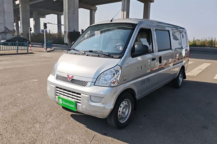 Used Wuling Rongguang 2021 1.5L Extended Basic Window-Sealed 5-Seat L3C Car