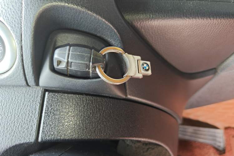 Used BMW X1 2012 sDrive18i Fashion Model Vehicle Key