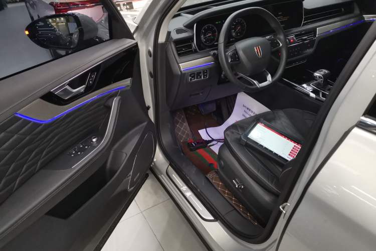 Used Hongqi HS5 2022 Revised Version 2.0T Smart Connect Flagship Edition