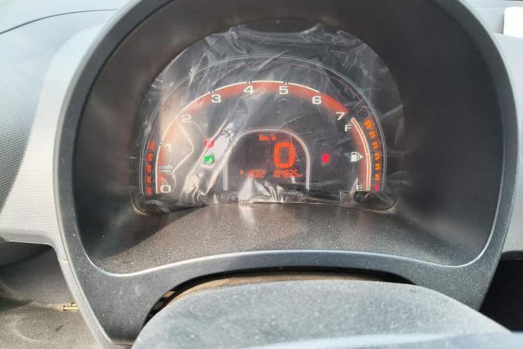 Used Chery QQ 2013 1.0L Manual Happy Edition
