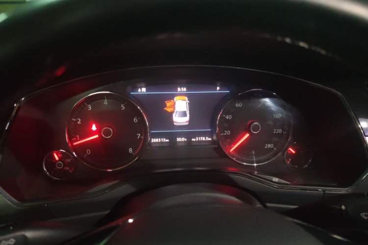 Used Volkswagen Phideon 2018 Revised Version 380TSI Two-Wheel Drive Business Edition
