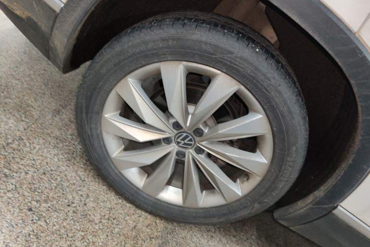 Used Volkswagen Tayron 2022 380TSI Four-Wheel Drive Luxury Connected Pro Version Exterior 5