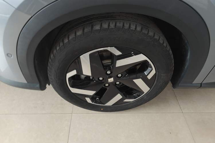 Used Baojun Yunhai 2024 140km Plug-in Hybrid Version