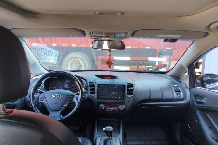 Used Kia K3 2013 1.6L Automatic DLX Headliner