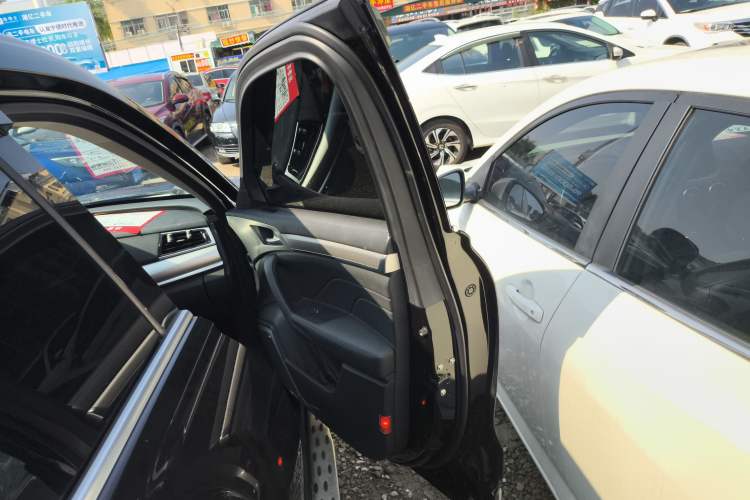 Used Haval H7 2017 Red-Label H7L 2.0T Automatic Luxury Model