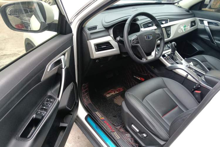 Used Geely Auto Emgrand X7 Sport 2018 1.8TD Automatic Two-Wheel Drive Smart Connect 4G Internet Edition