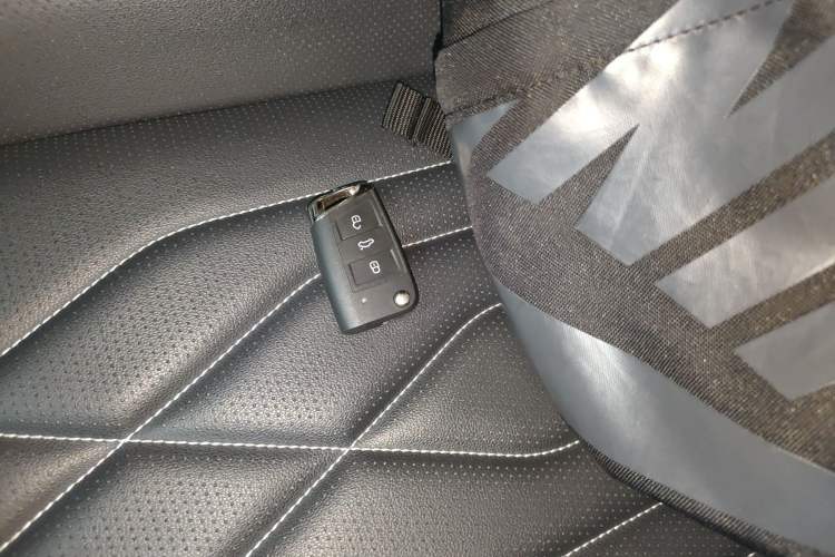 Used Volkswagen Tiguan L 2023 330TSI Automatic Two-Wheel Drive R-Line Enjoyment Edition
