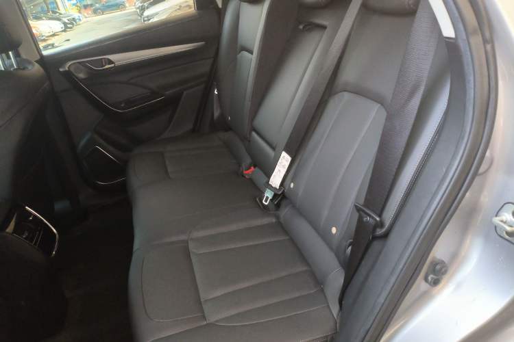 Used Dongfeng Aeolus AX7 2020 1.6T Automatic AI Navigation Model China VI Standard