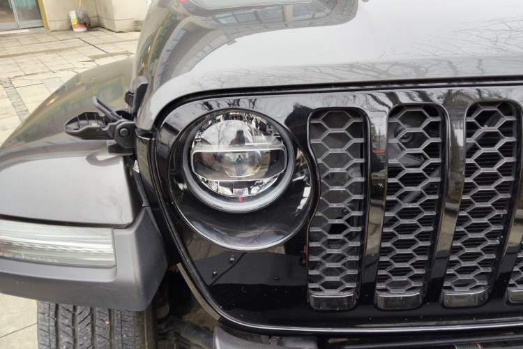 Used Jeep Gladiator 2022 3.6L Pioneer Edition