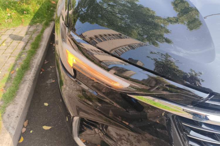 Used Buick Envision 2023 Encore Plus 652T Five-Seat All-Wheel-Drive Luxury Model
