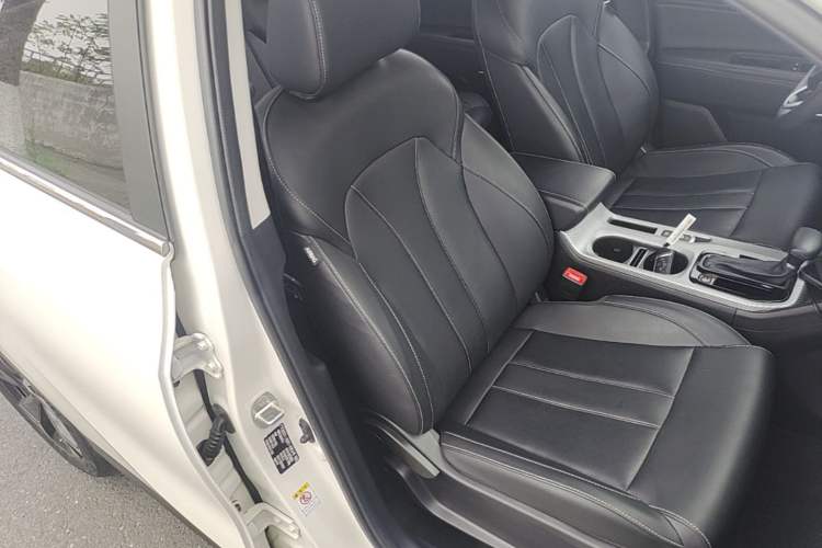 Used GAC Trumpchi GS3 2021 POWER 270T Automatic Luxury Edition Right Front Seat