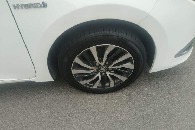 Used Toyota Corolla 2018 Dual-Engine 1.8L E-CVT Smart Edition