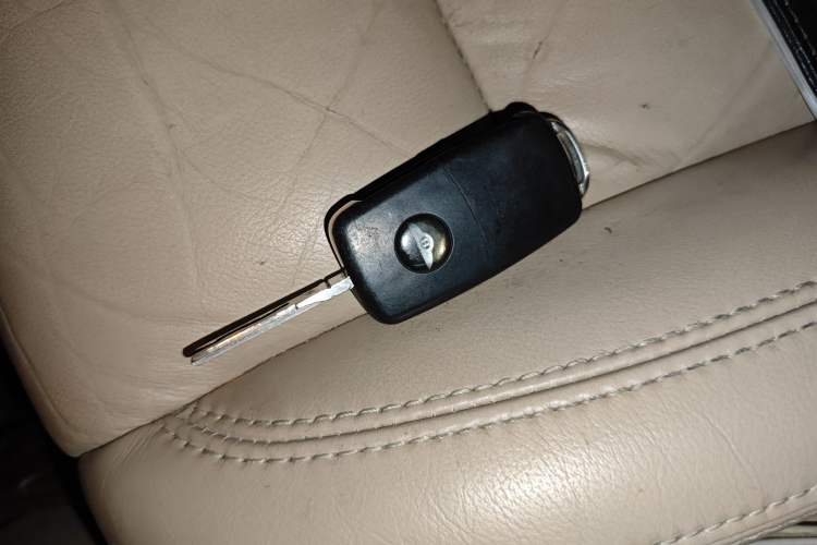 Used Volkswagen Touran 2015 1.4T Manual Comfort Edition 5-Seater