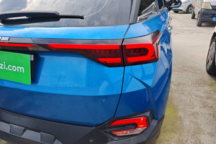 Used Bestune T77 2019 230 TID Automatic Luxury Version China VI Emission Standard
