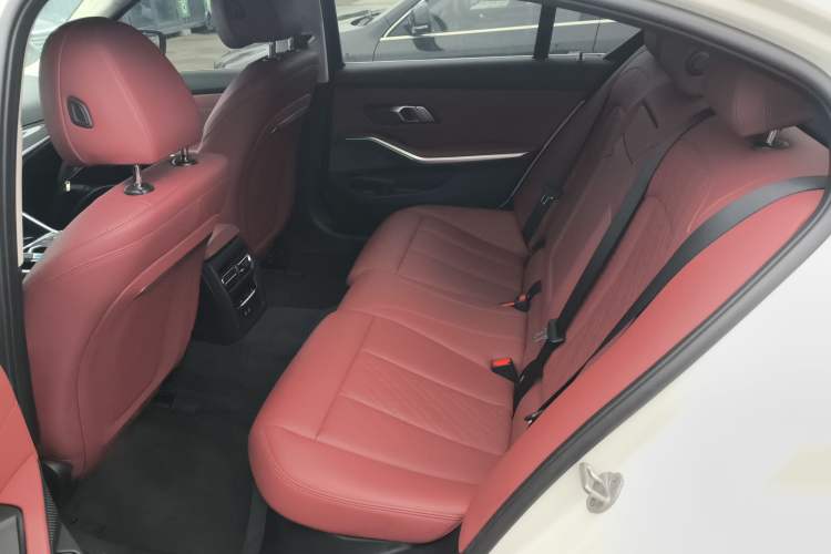 Used BMW i3 2024 eDrive 35 L Left Rear Seat